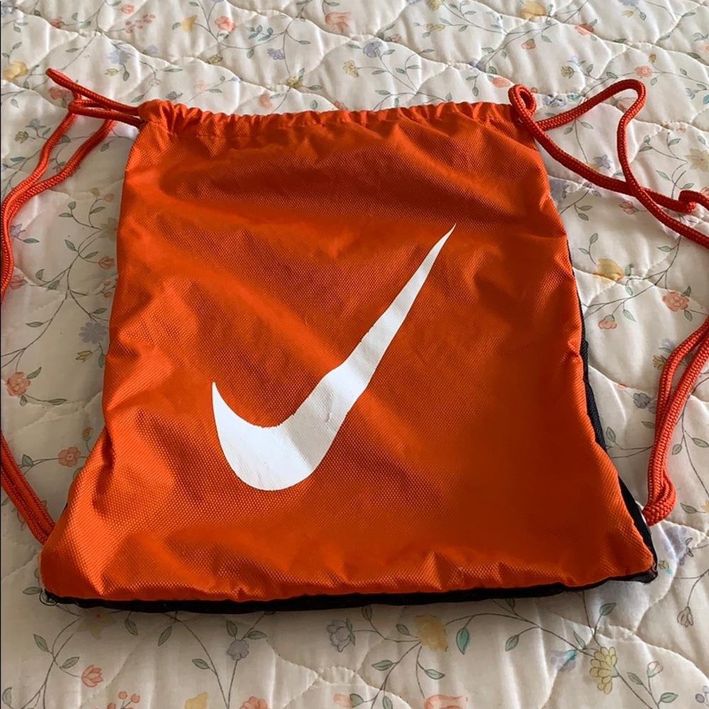 🌼Small Nike backpack/book bag 16 by 12 inches🌼